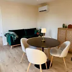 Holiday home Au Loft, Micro Maison Vue Sur Prairie *