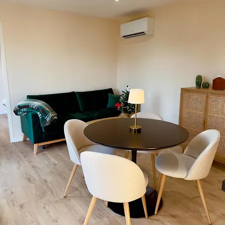 Holiday home Au Loft, Micro Maison Vue Sur Prairie *